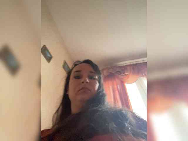SaliiOnli webcam