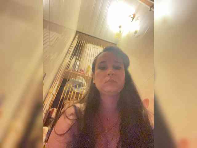 SaliiOnli webcam