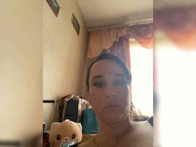 SaliiOnli webcam