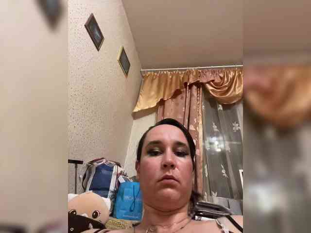 SaliiOnli webcam