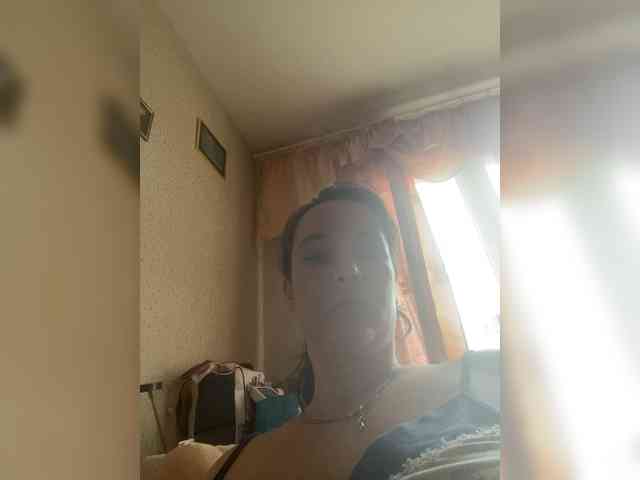 SaliiOnli webcam