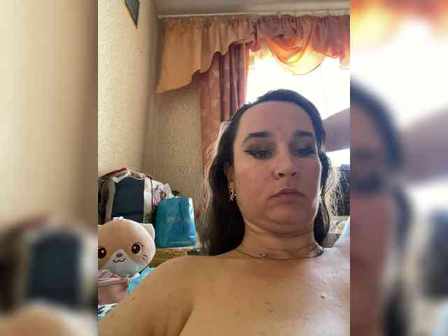 SaliiOnli webcam