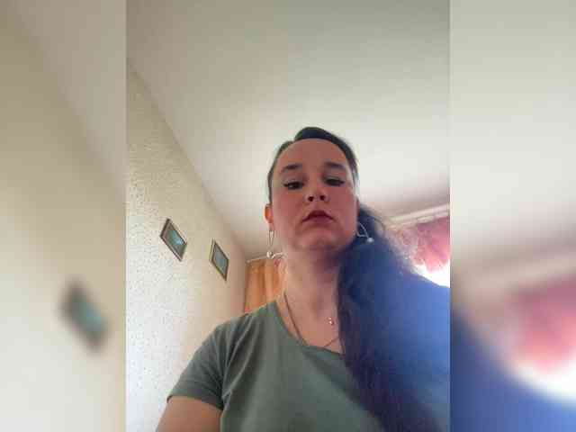 SaliiOnli webcam