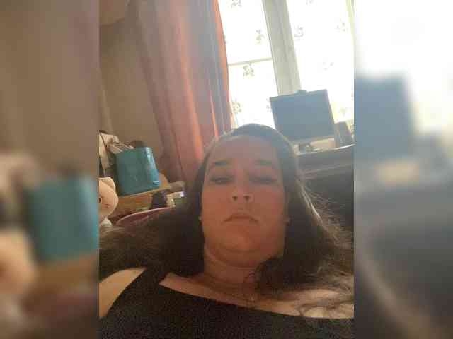 SaliiOnli webcam