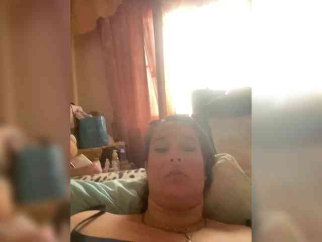 SaliiOnli webcam