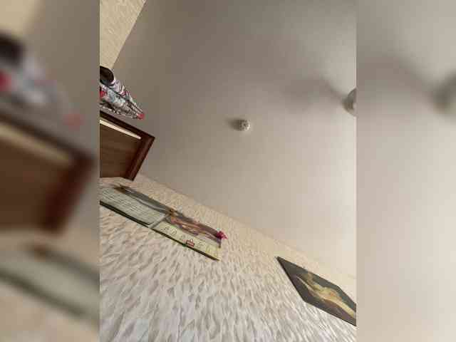 SaliiOnli webcam