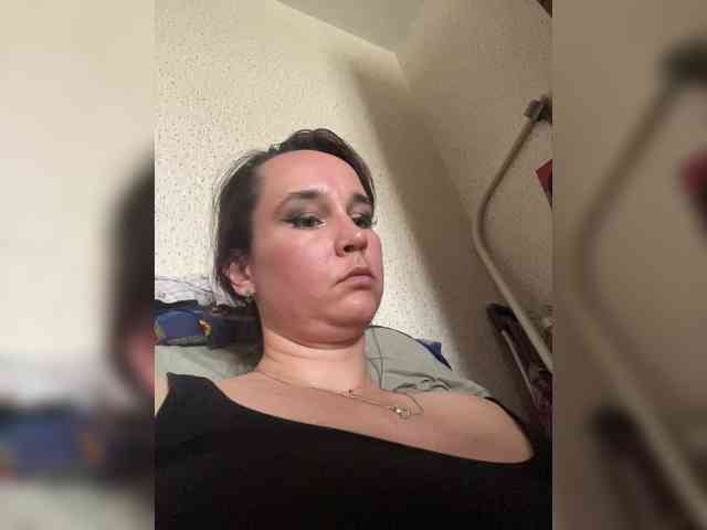 SaliiOnli Live Webcam on BongaCams