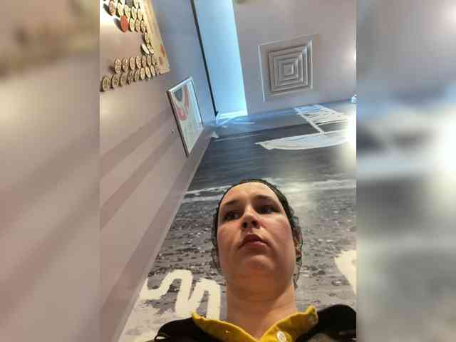 SaliiOnli webcam