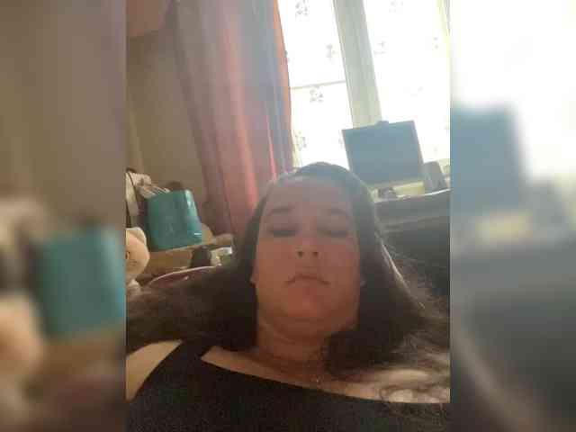 SaliiOnli webcam
