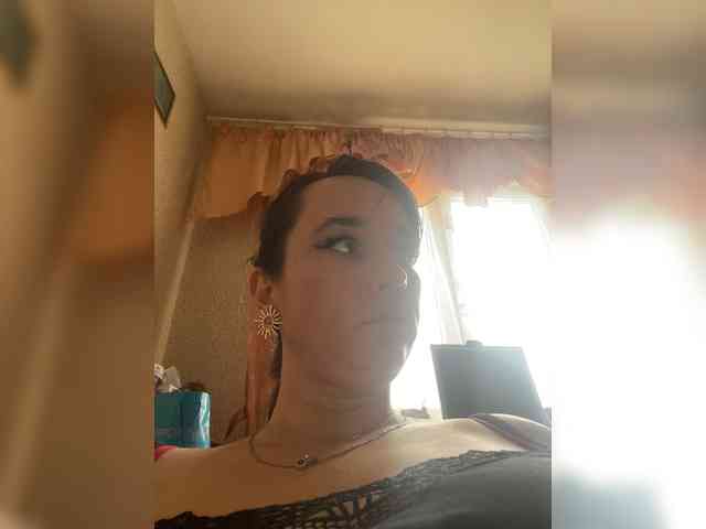 SaliiOnli webcam