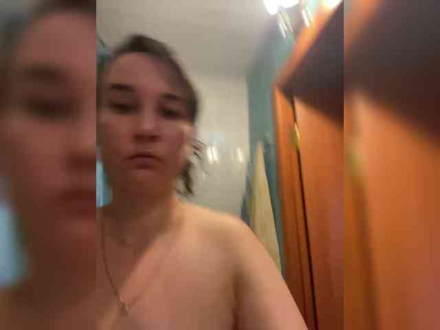 SaliiOnli webcam