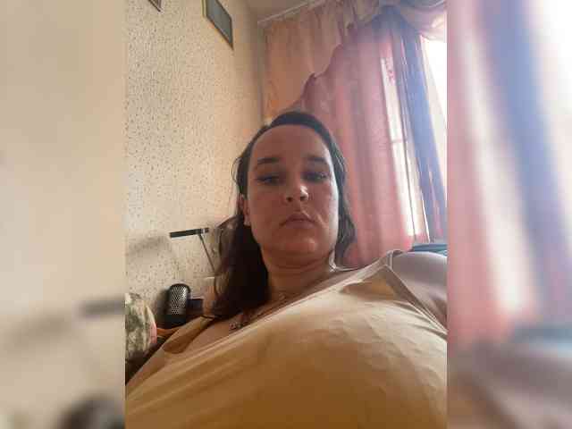 SaliiOnli webcam