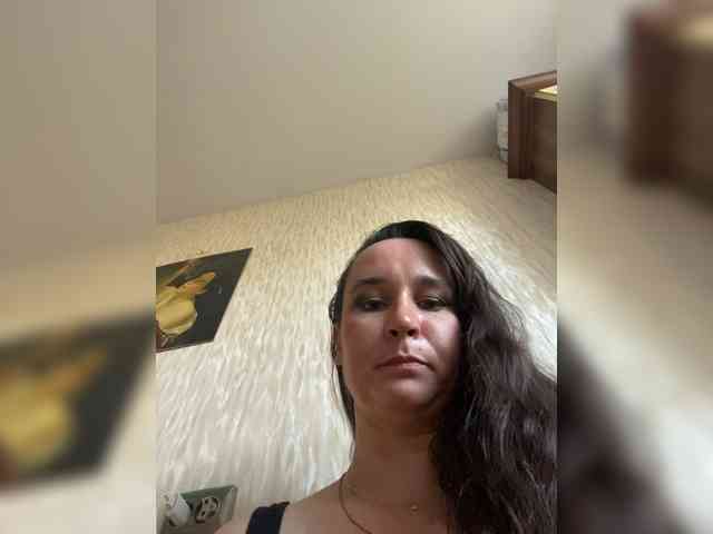 SaliiOnli webcam