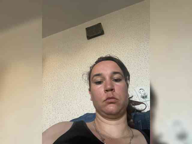 SaliiOnli webcam