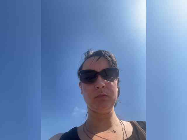 SaliiOnli webcam