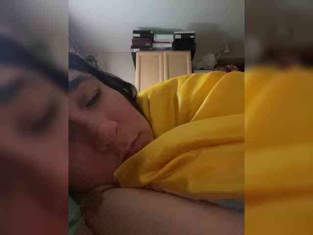 SaliiOnli webcam