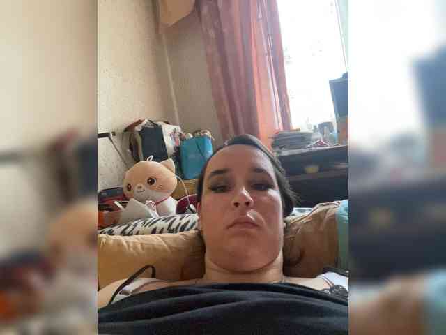SaliiOnli webcam