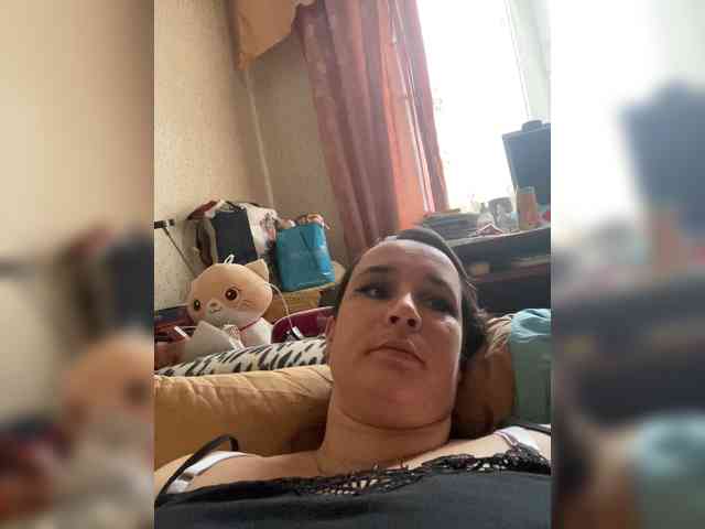 SaliiOnli webcam