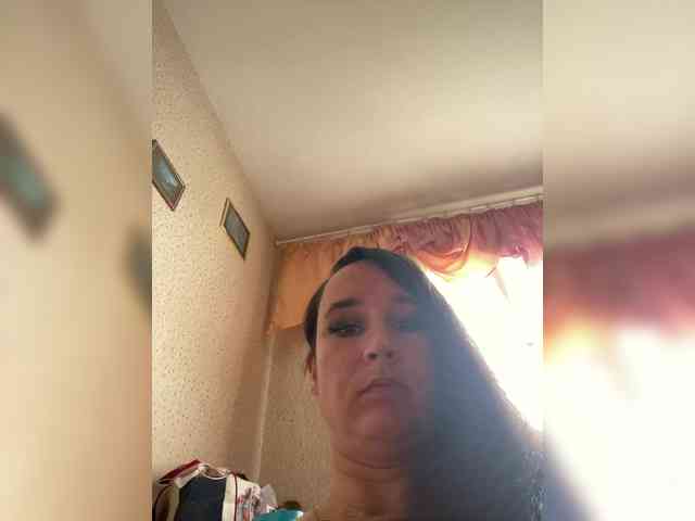 SaliiOnli webcam