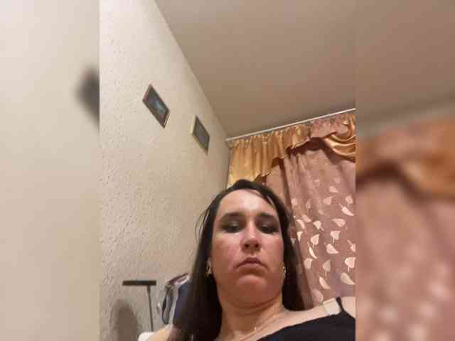 SaliiOnli webcam