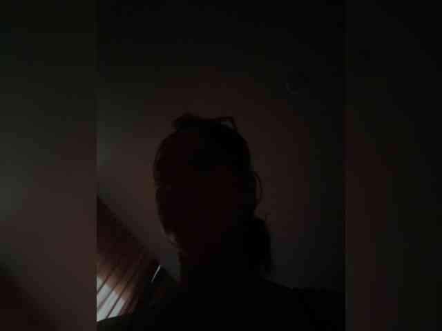 SaliiOnli webcam