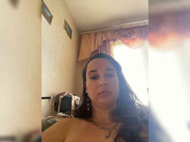 SaliiOnli webcam