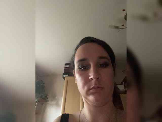 SaliiOnli webcam