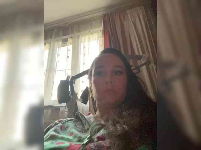 SaliiOnli webcam