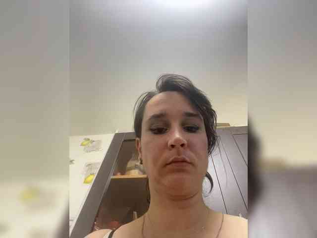 SaliiOnli webcam