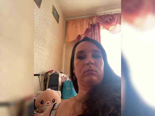 SaliiOnli webcam