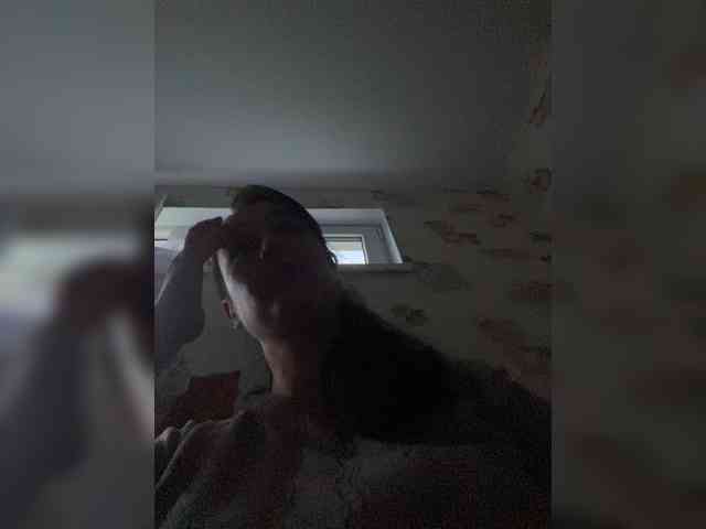 SaliiOnli webcam