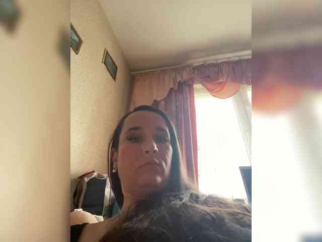 SaliiOnli webcam