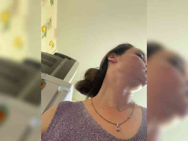 SaliiOnli webcam