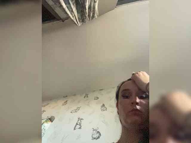 SaliiOnli webcam