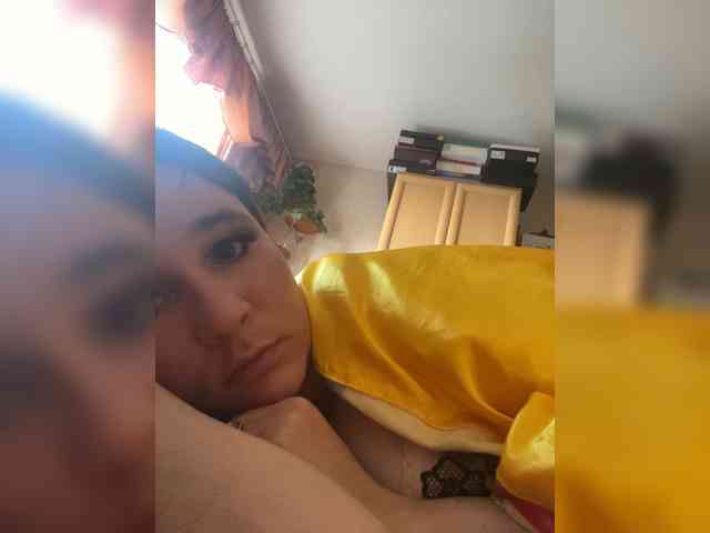 SaliiOnli webcam