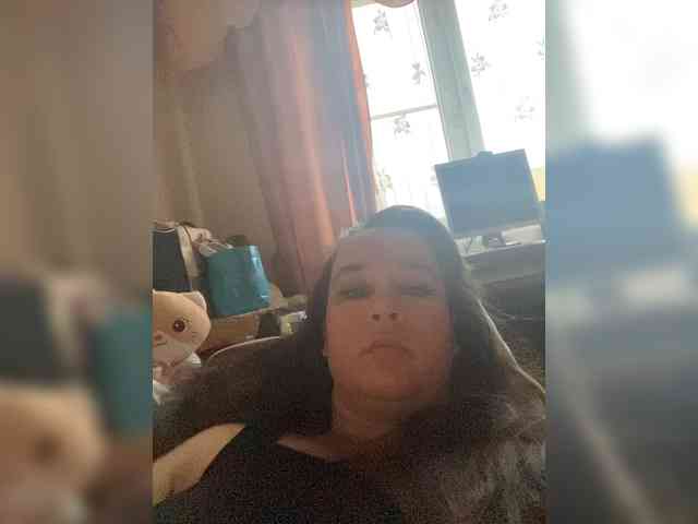 SaliiOnli webcam
