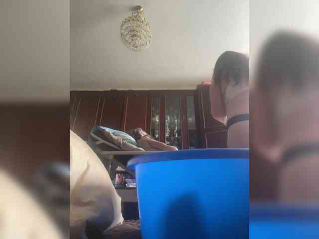 SaliiOnli webcam