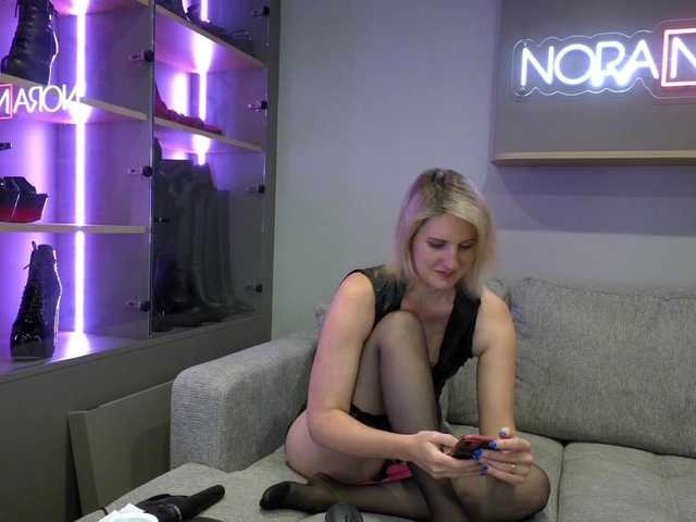 NoraNoxx live cam on BongaCams