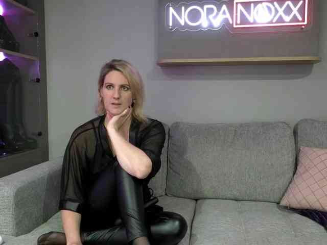 Model: NoraNoxx