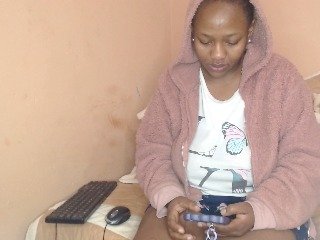 EbonyBoobz's Live Webcam