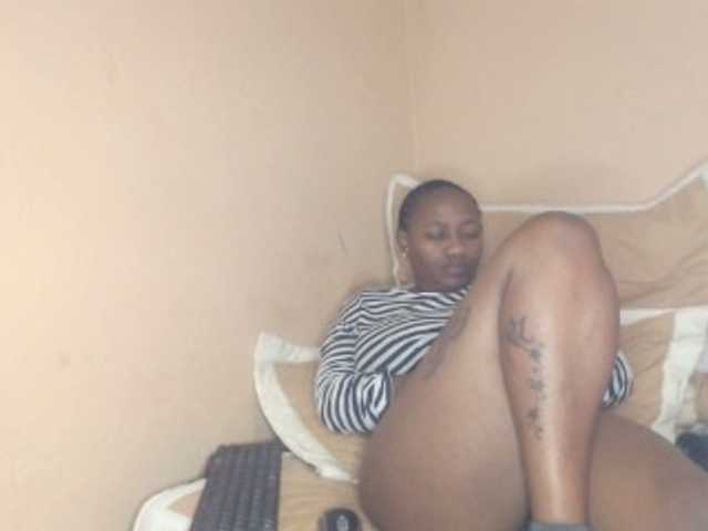 EbonyBoobz
