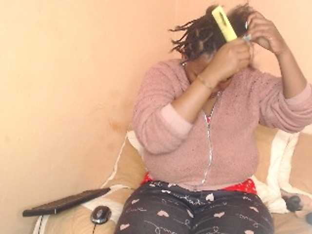 EbonyBoobz live cam on BongaCams