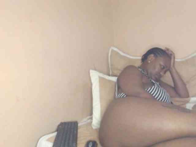 EbonyBoobz EbonyBoobz
