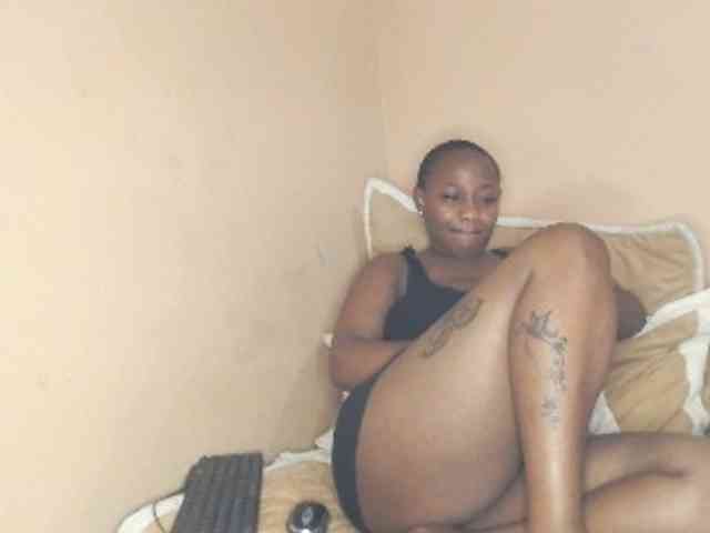 EbonyBoobz
