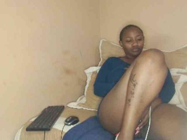 EbonyBoobz Live Webcam on BongaCams