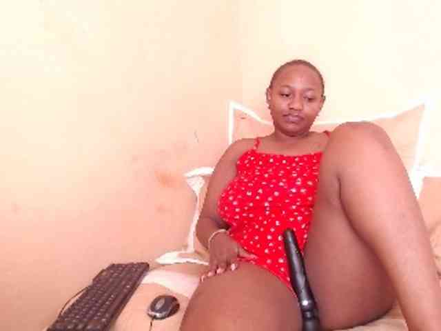 EbonyBoobz