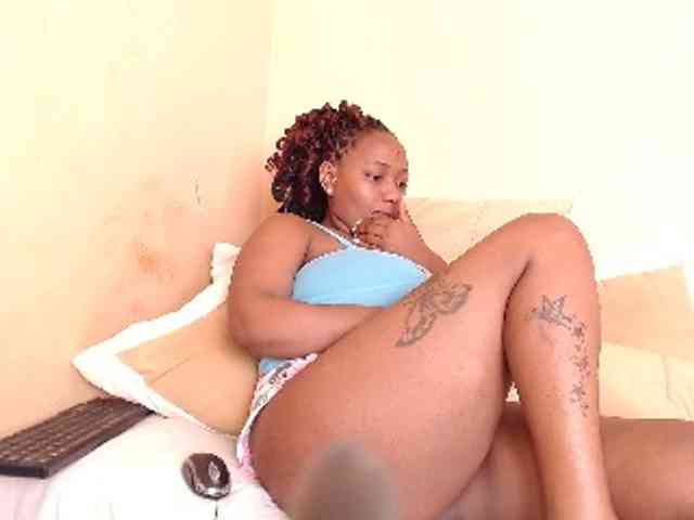 EbonyBoobz
