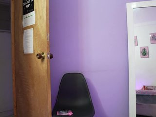 daddysneakin's Live Webcam
