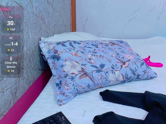daddysneakin live cam on BongaCams