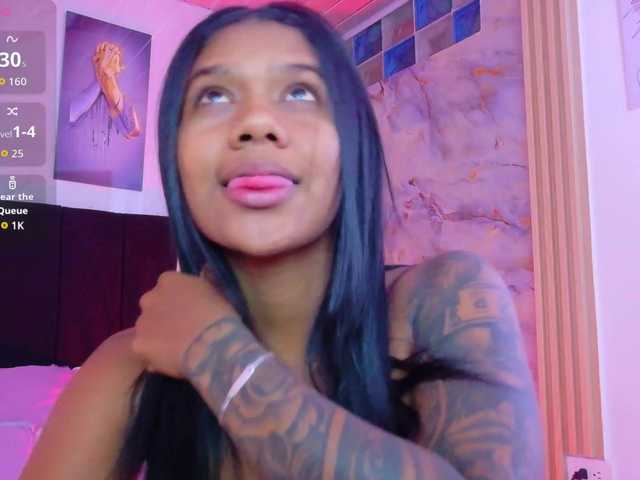 daddysneakin live cam on BongaCams